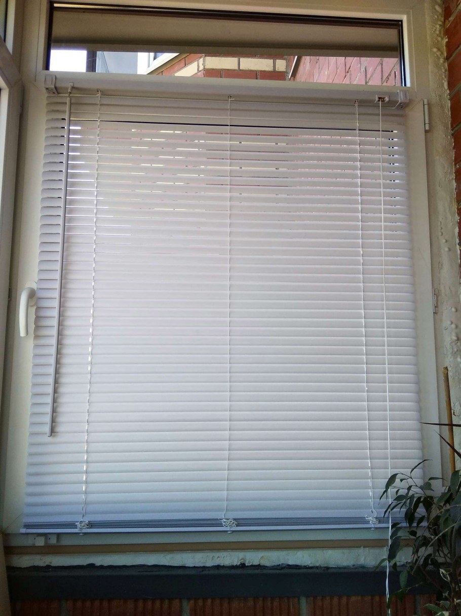 Горизонтальные жалюзи DDA пластиковые