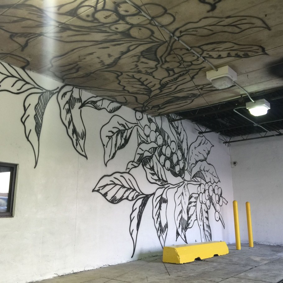 Роспись на бетонных стенах