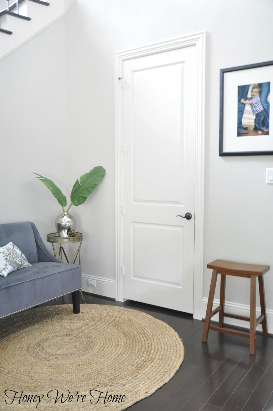 Обои в Сканди стиле в прихожую