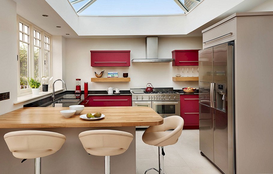 Маленькая узкая кухня