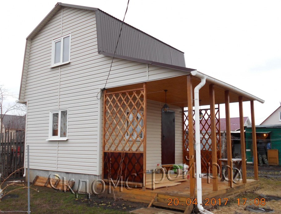 Пристройка к дачному домику ромбом