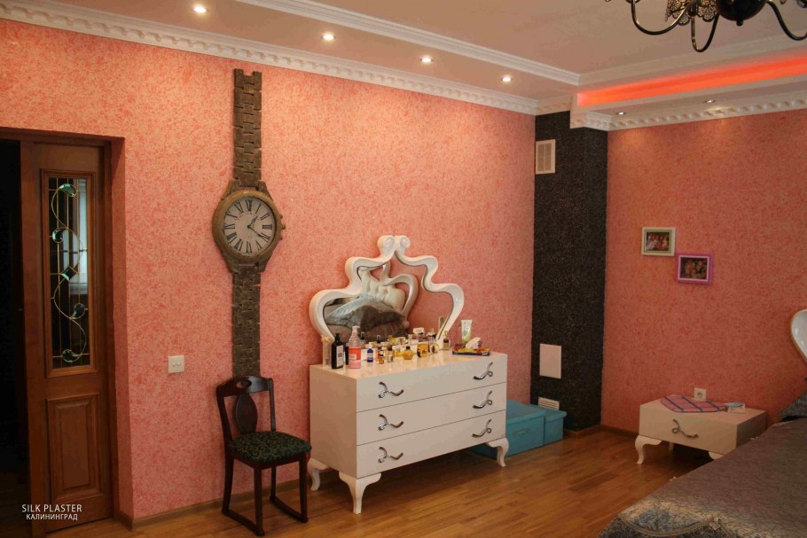 Камин из жидких обоев