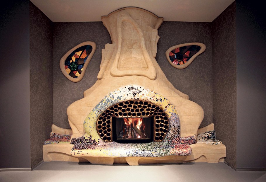 Жидкие обои в комнате