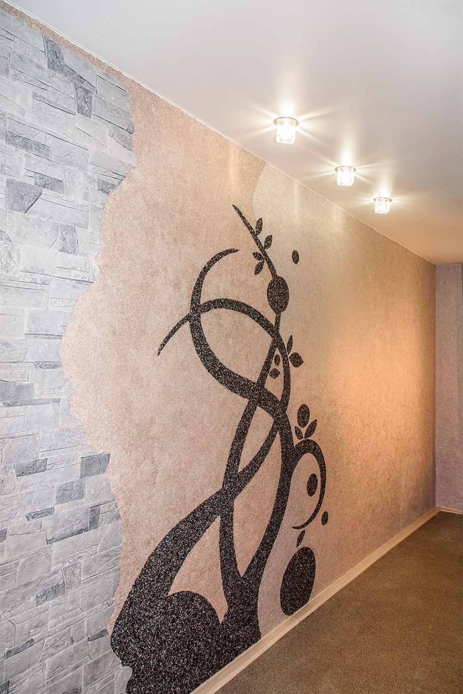 Отделка стен жидкими обоями