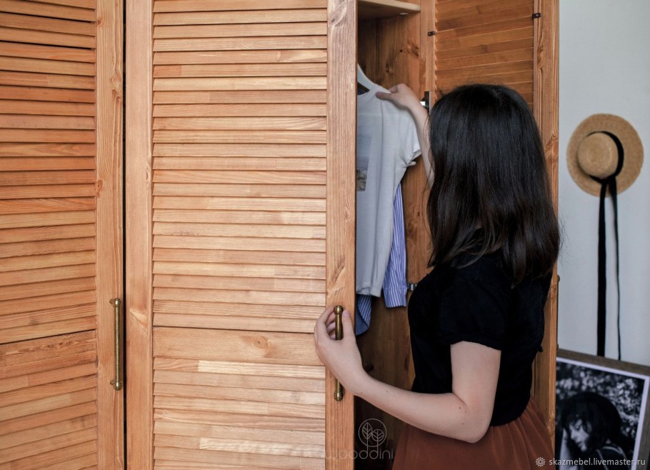 Шкаф для одежды дерево