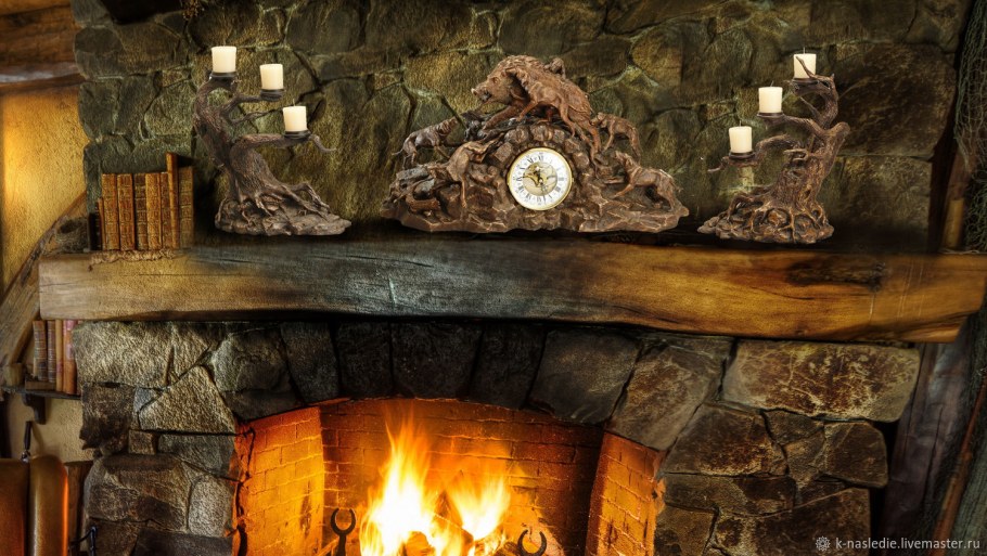 Каминные часы «охота на кабана»