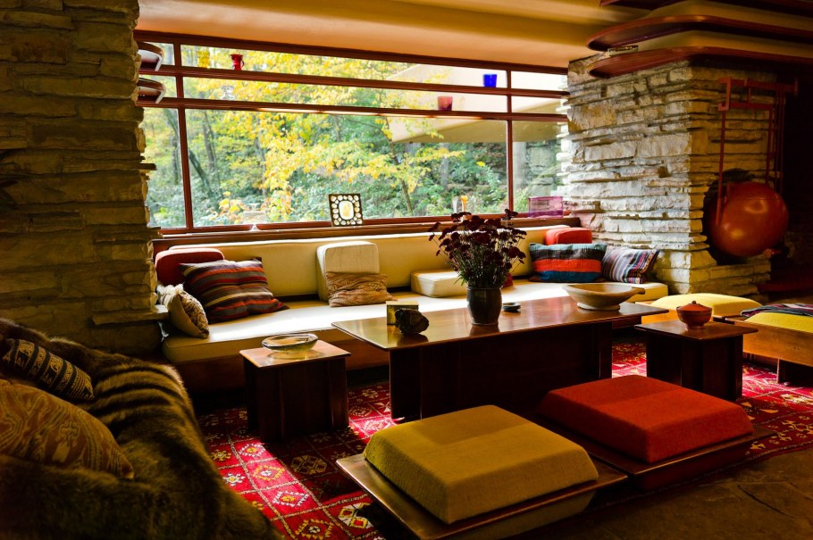 Дом над водопадом Фрэнк Ллойд Райт интерьер