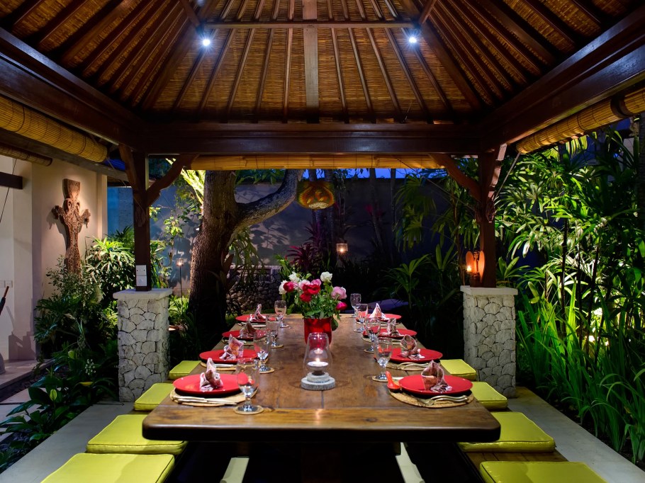 Гостиная в тропическом стиле