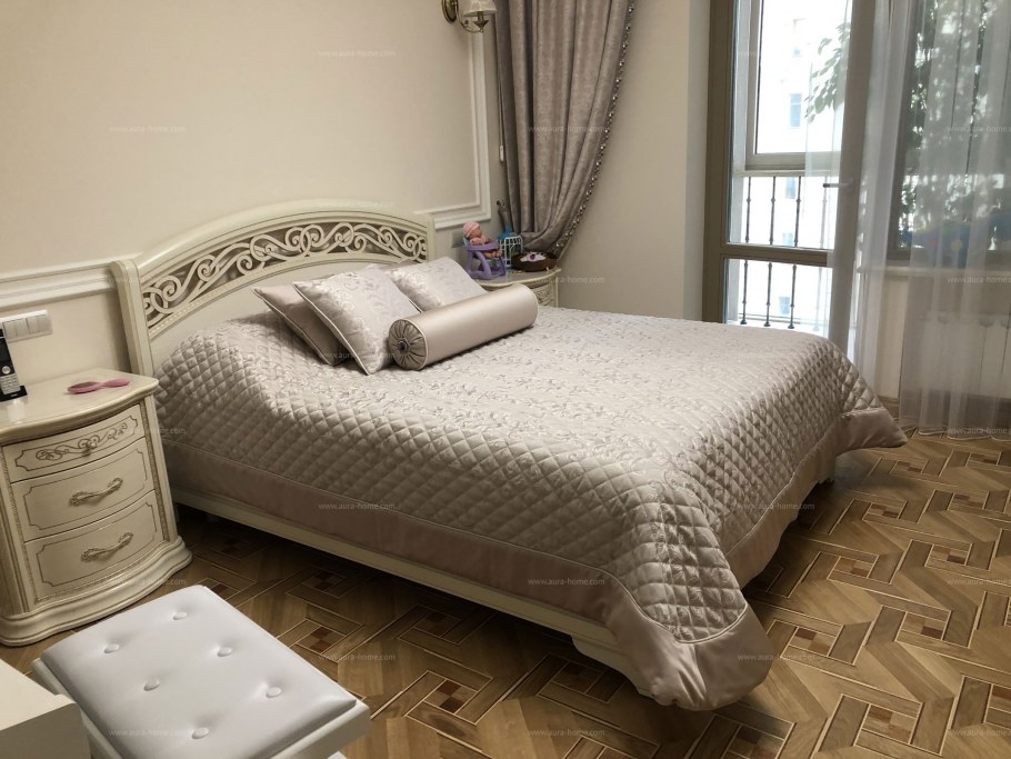 Покрывало в спальню классика