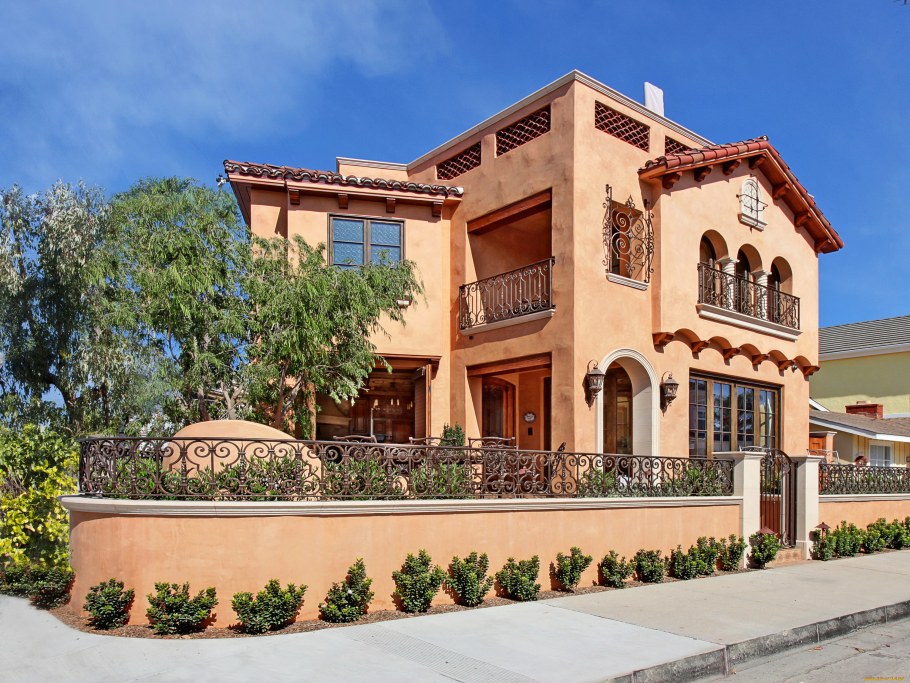 Вилла-новострой-особняк в арабском стиле