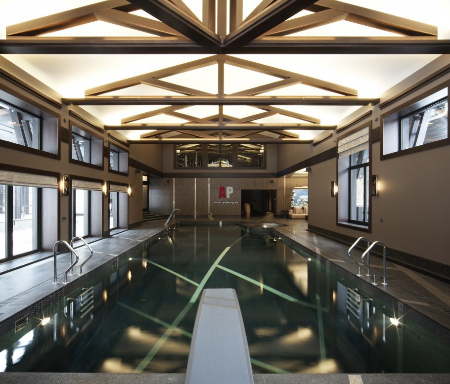 Освещение над бассейном