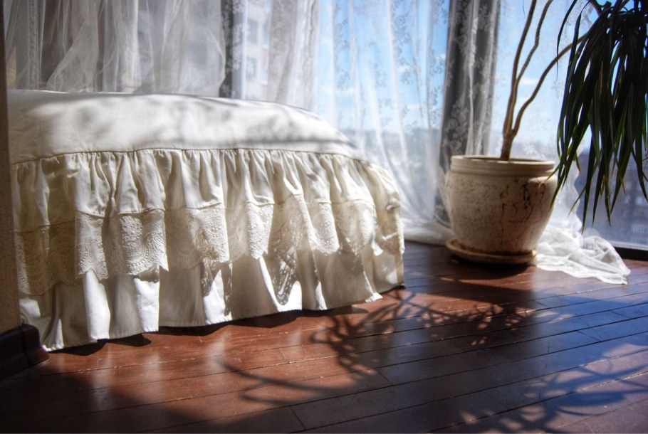 Подзор для кровати