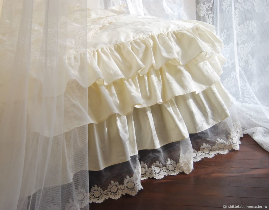 Зеленые покрывала на кровать