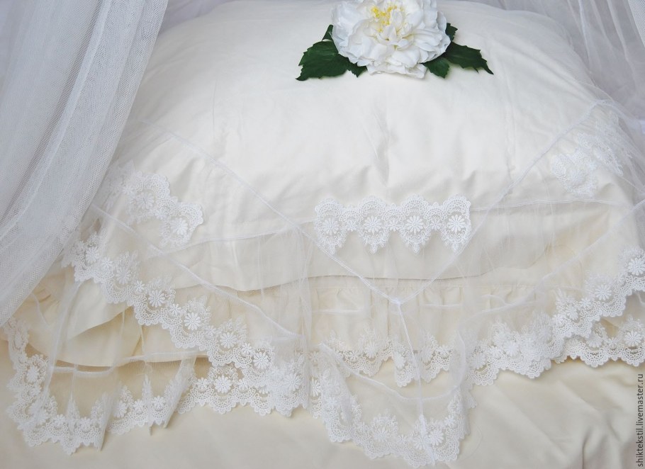 Подзоры для кровати старинные