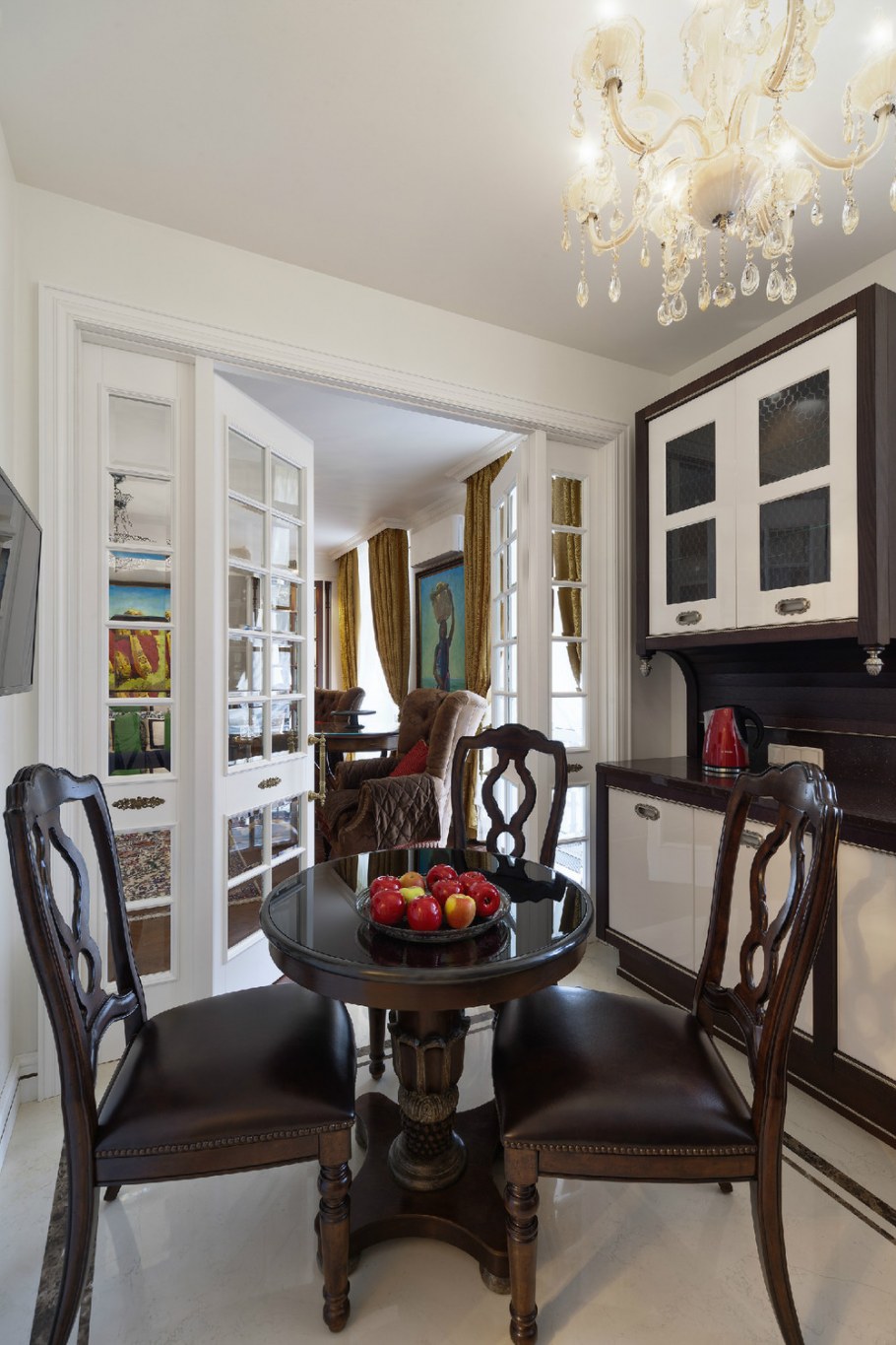 Стиль Неоклассика в интерьере квартиры