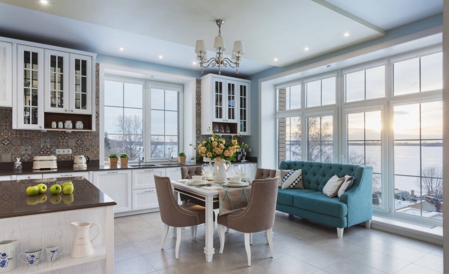 Кухни гостиные с панорамными окнами