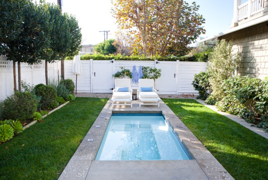 Ландшафт участка с бассейном