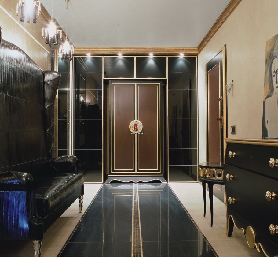 Черно Золотая прихожая