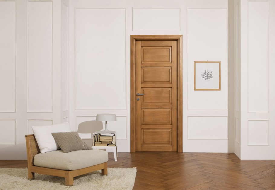 Двери межкомнатные филенчатые в интерьере