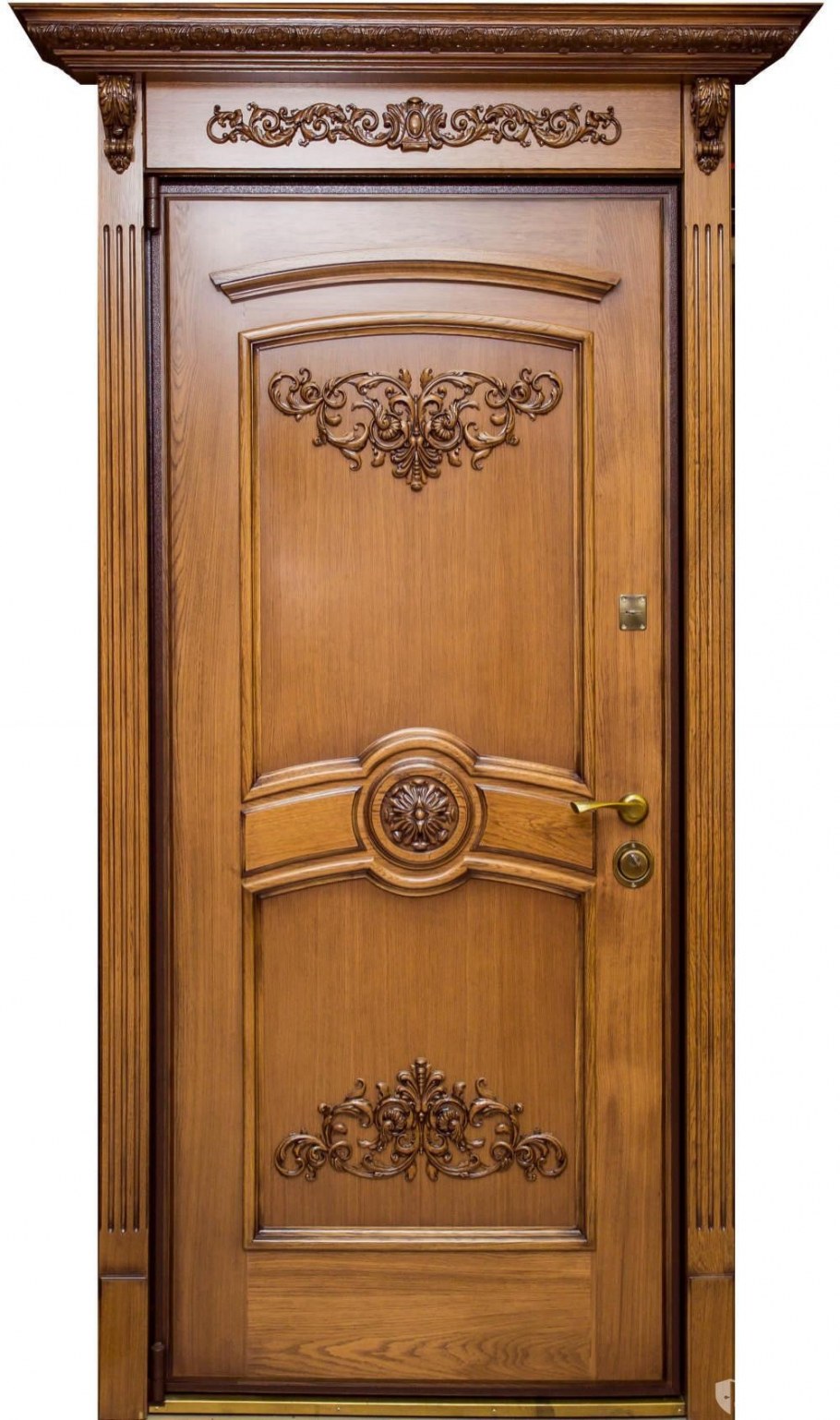 Входные двери из массива