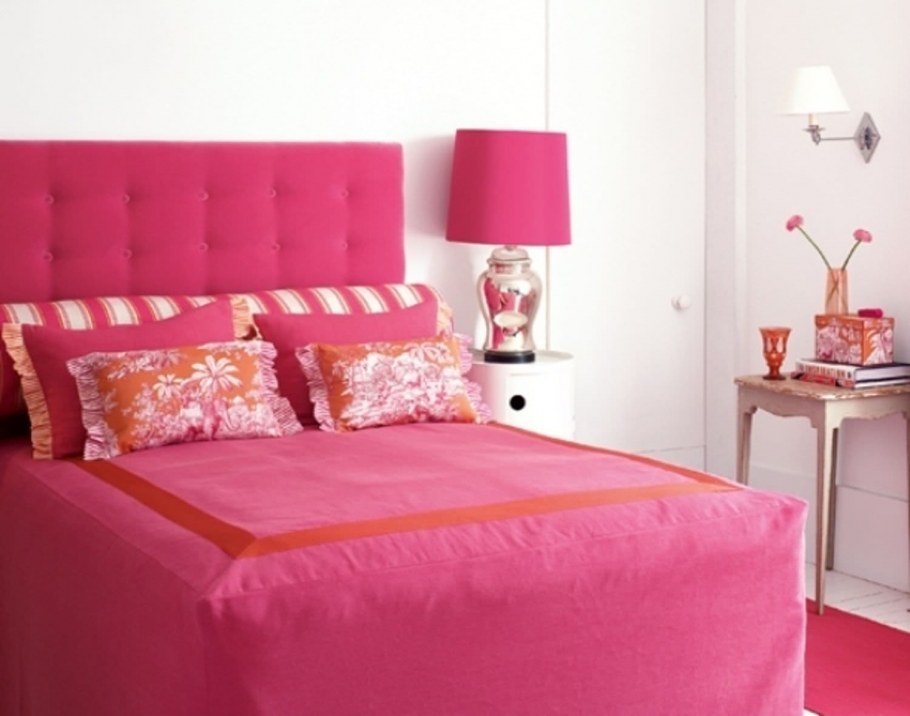 Коралловый цвет в интерьере