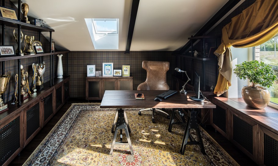 Интерьер кабинета 9 кв м в темных