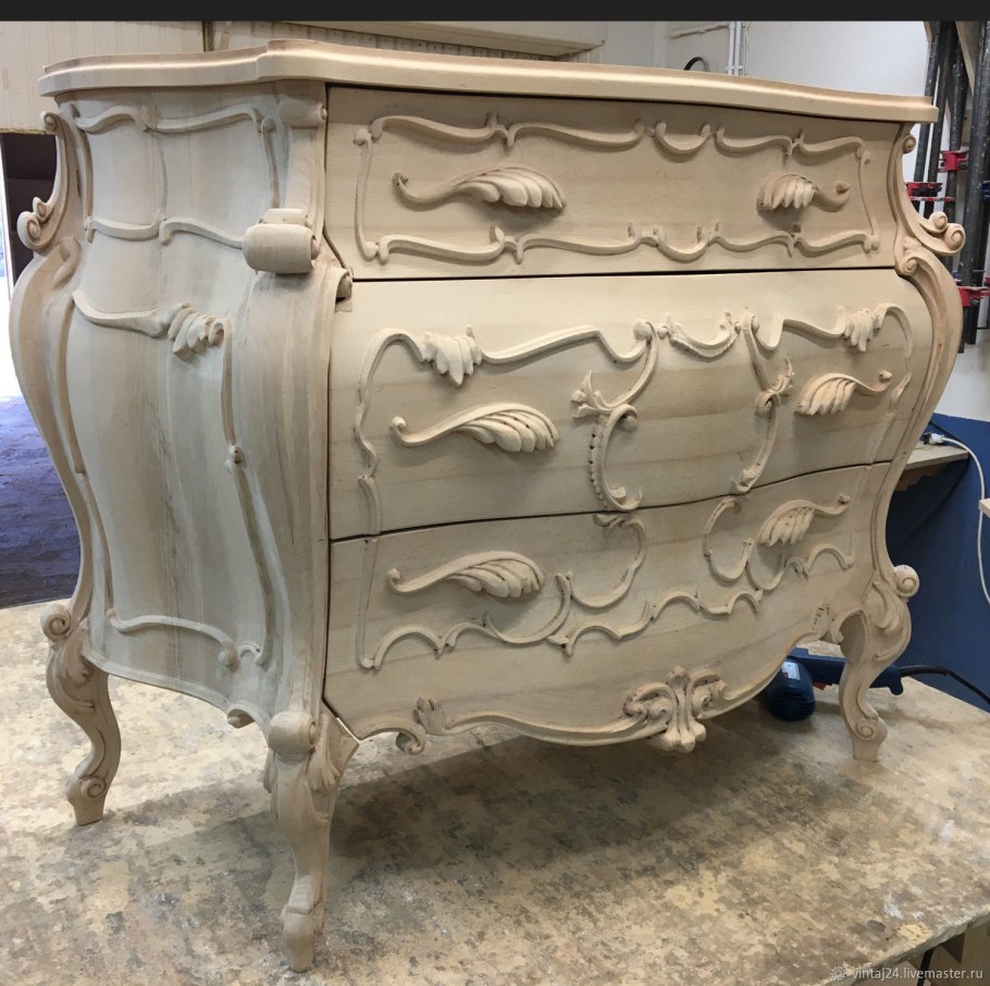 Комод в стиле Винтаж