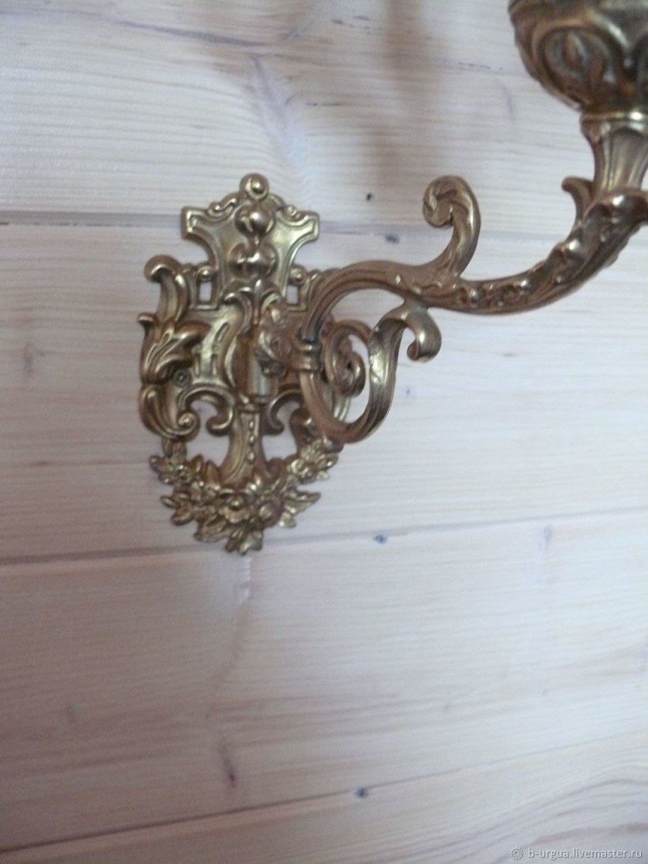 Подсвечник настенный