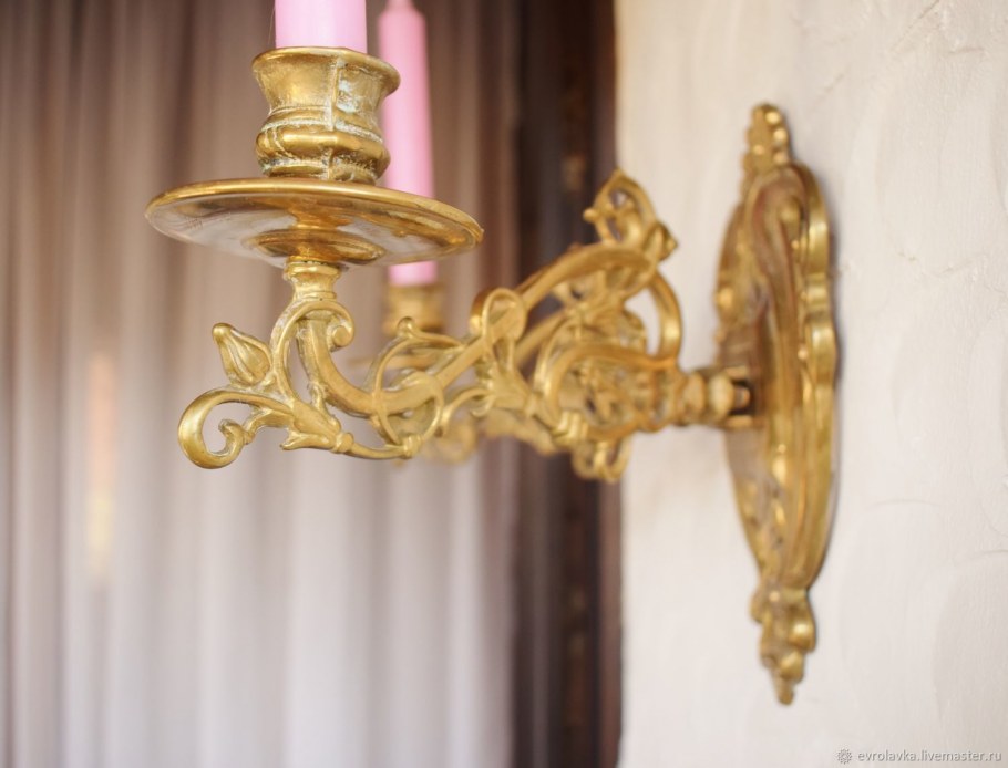 Подсвечник настенный