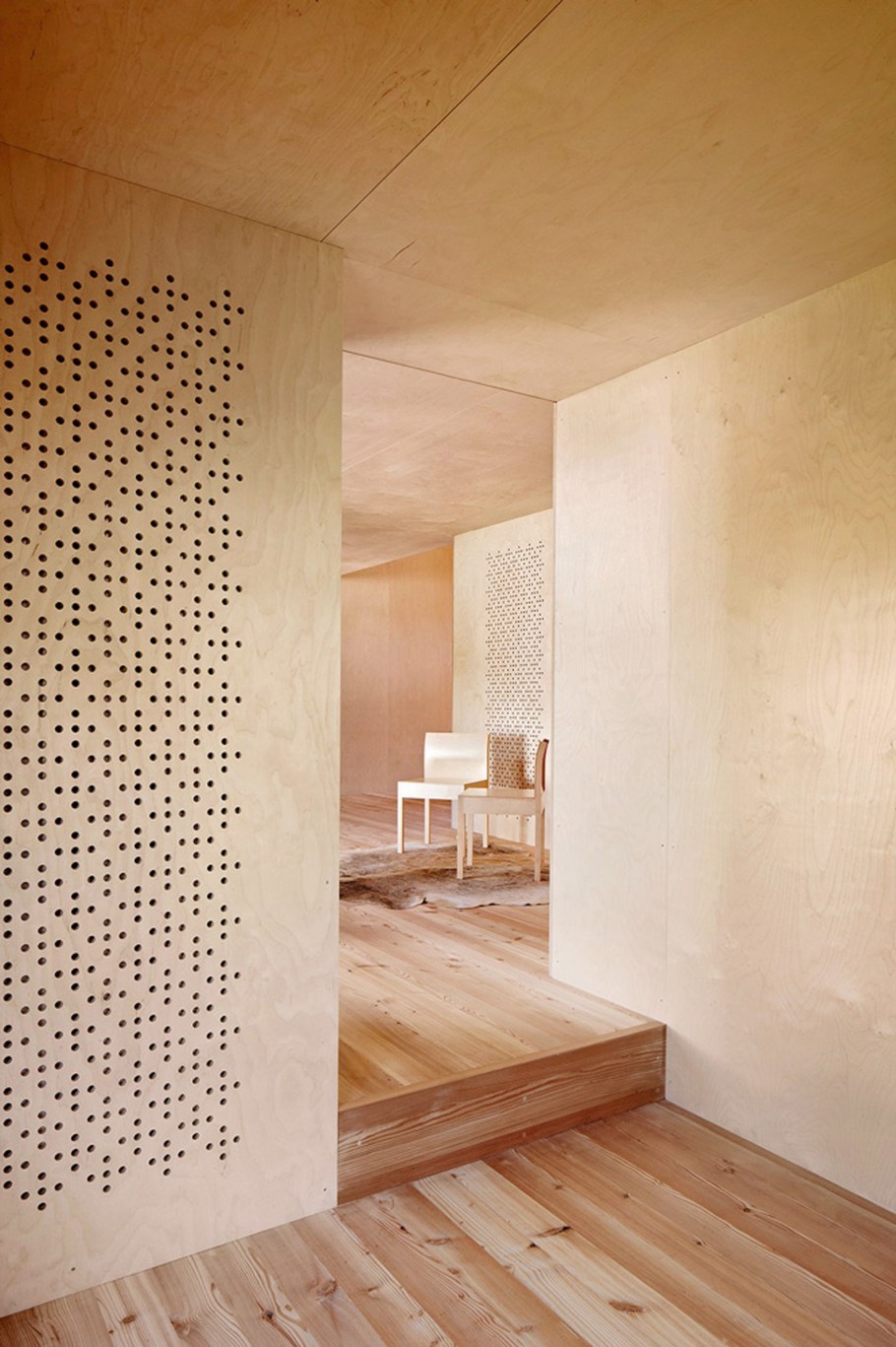 Фанера в интерьере