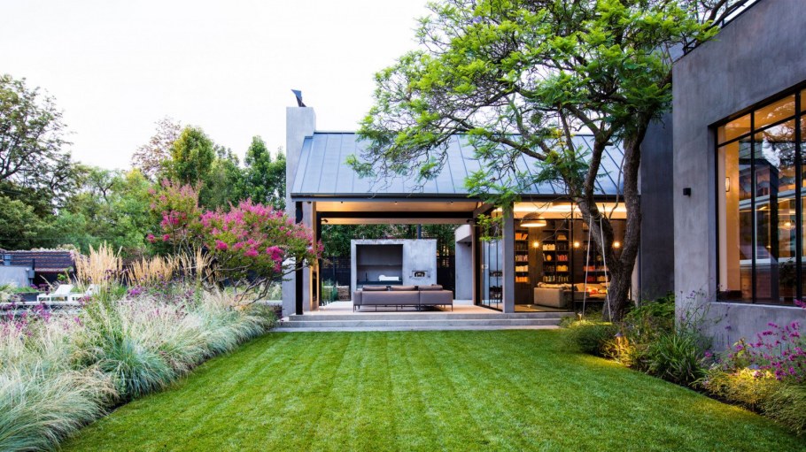 Фэмили Гарден Хаус