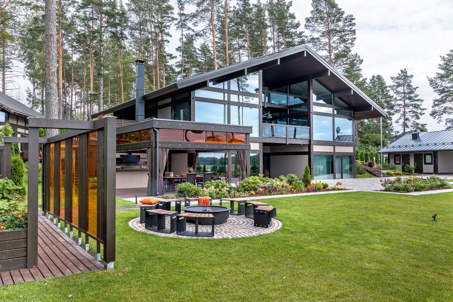 Загородный дом фахверк