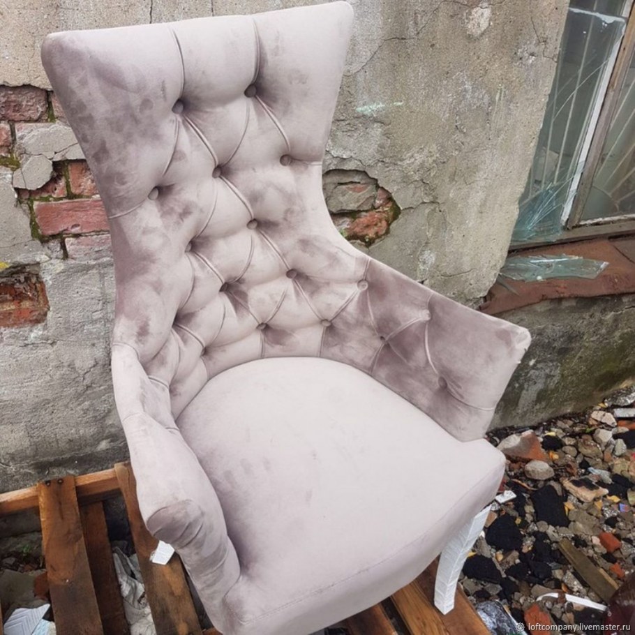 Кресло Эмили с каретной стяжкой