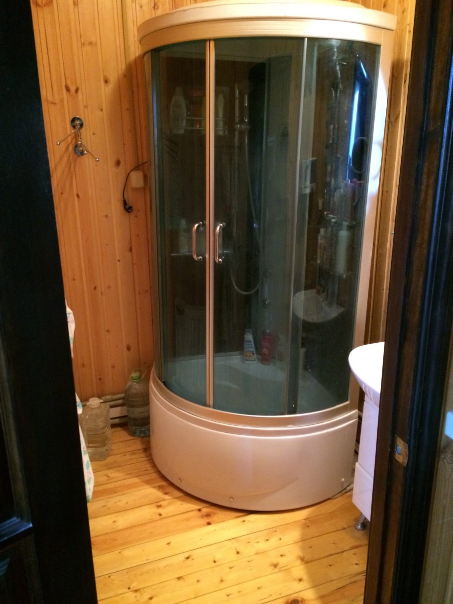 Душевая стеклянная распашная Титан