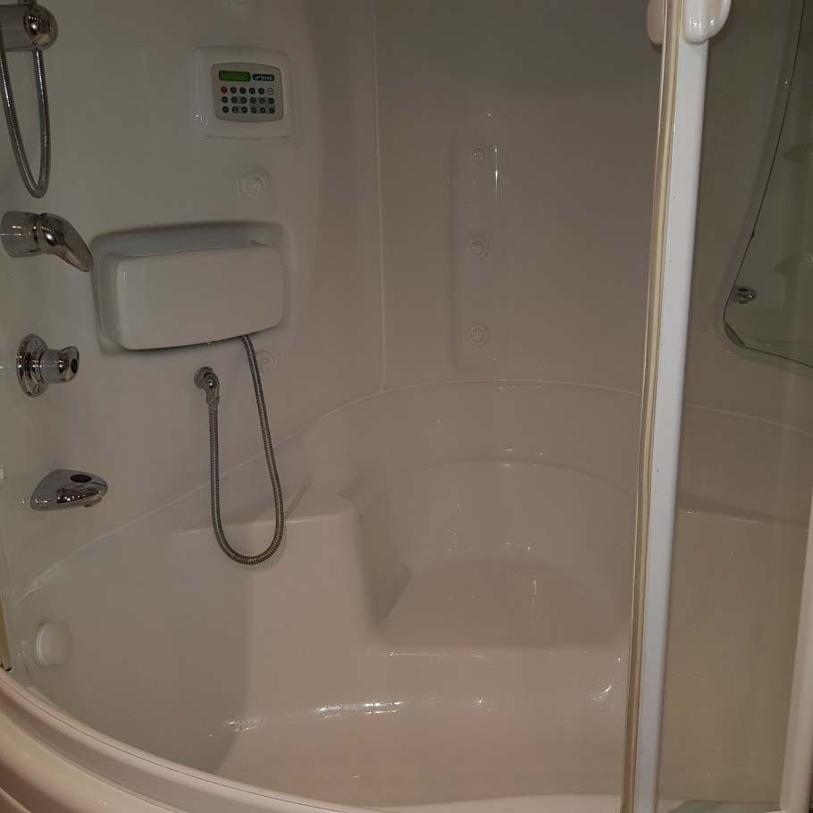 Переделка ванной под душевой уголок