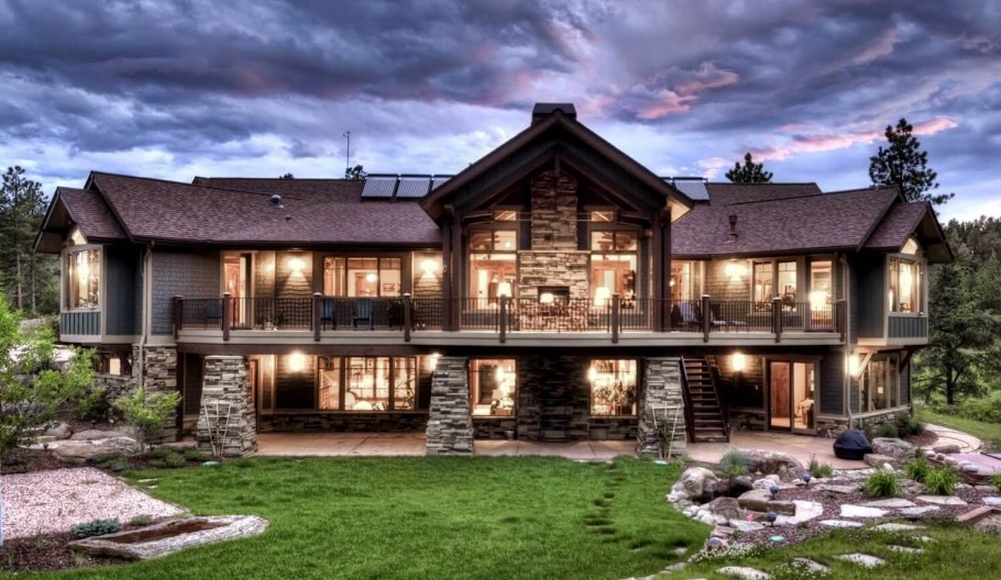 Кирпичный дом в европейском стиле