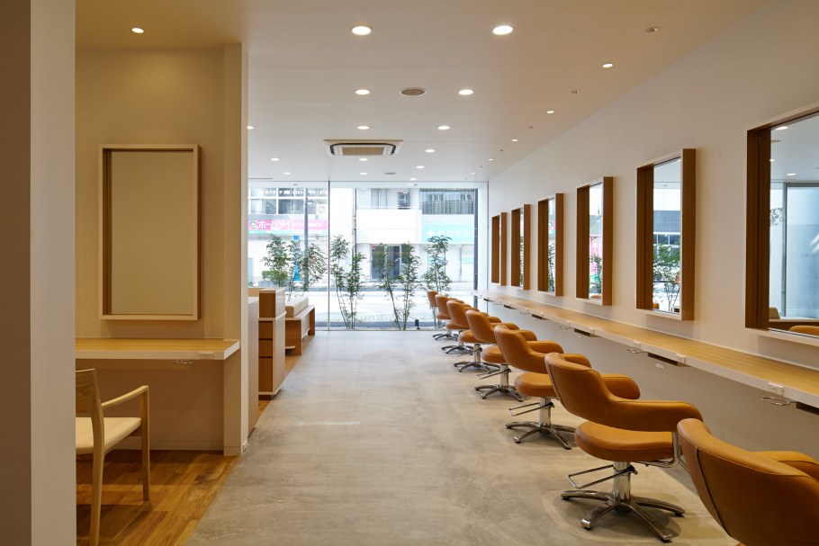 Красивые интерьеры салонов