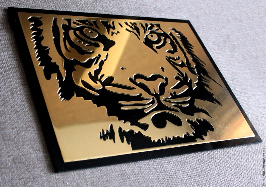 Резная панель на стену