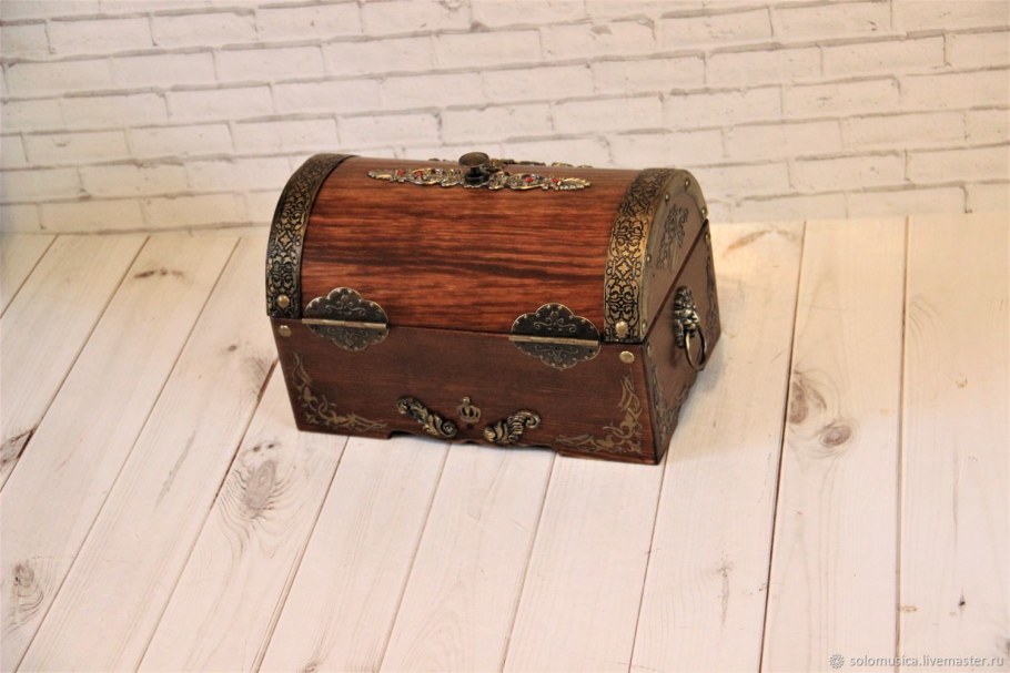 Сундук для вещей