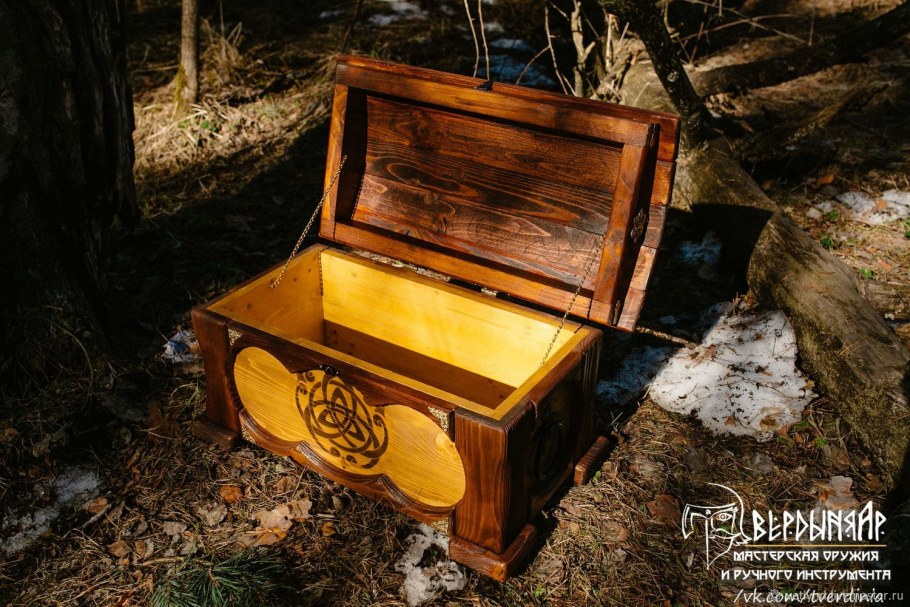 Шкатулка сундук 28х28х29см