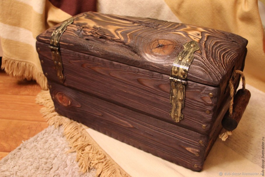 Деревенский сундук