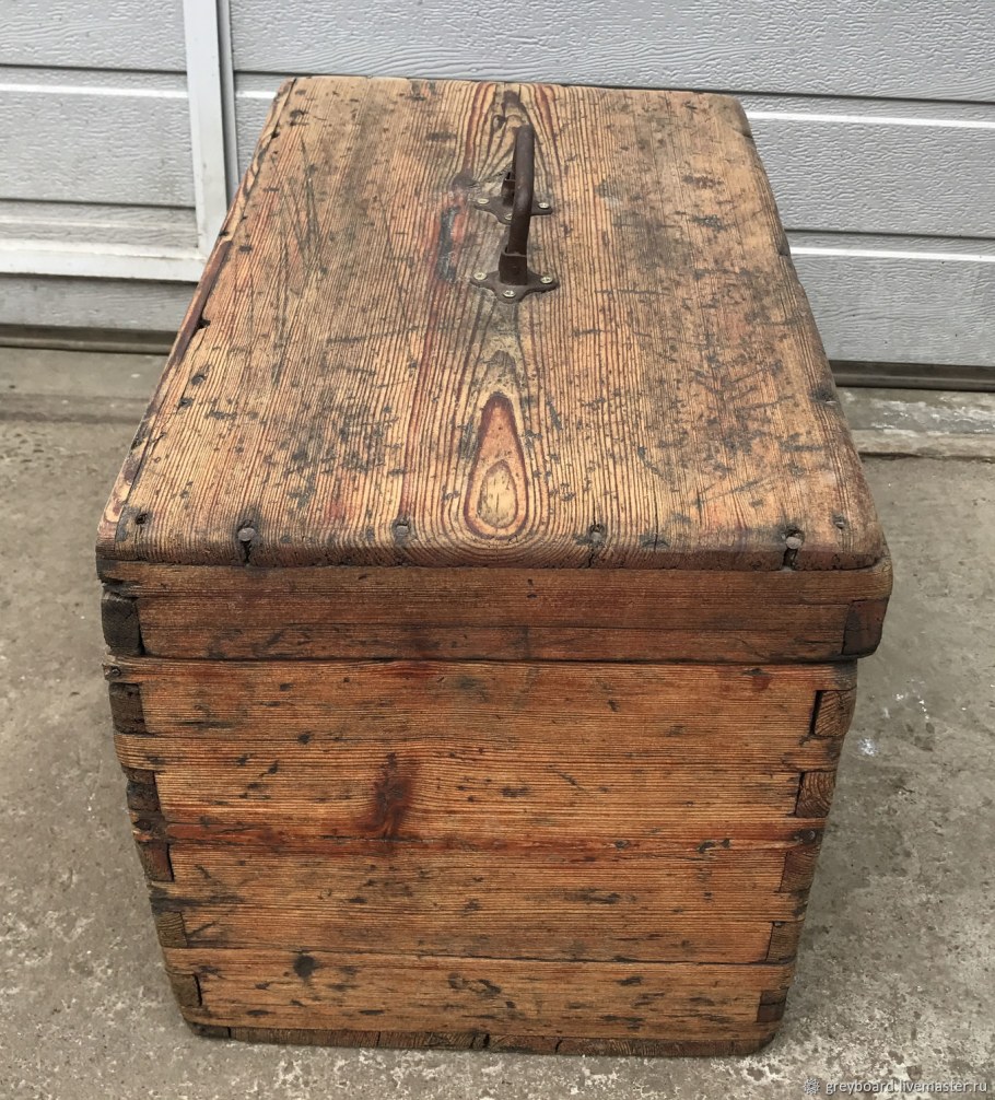 Сундук под старину