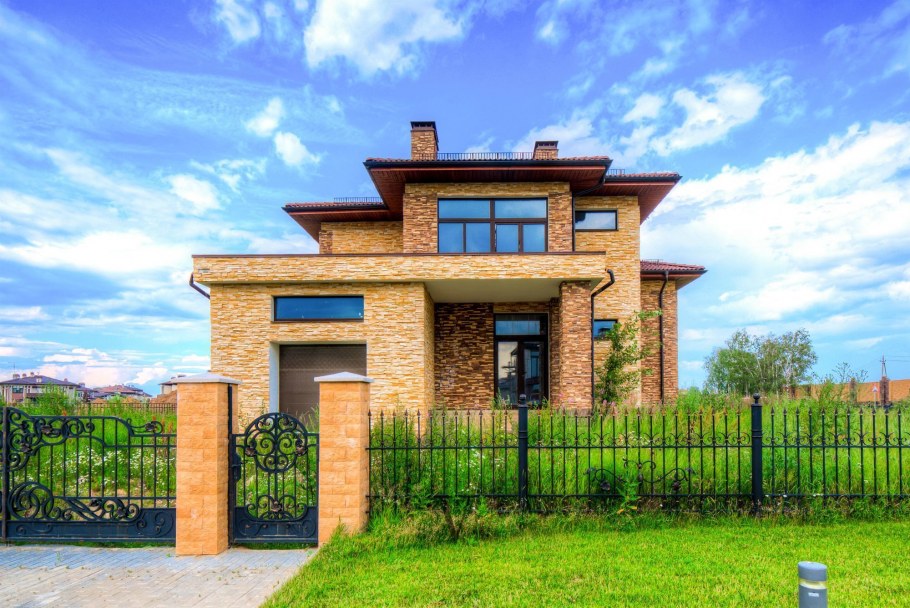 Новорижское шоссе Истринский район коттеджный поселок