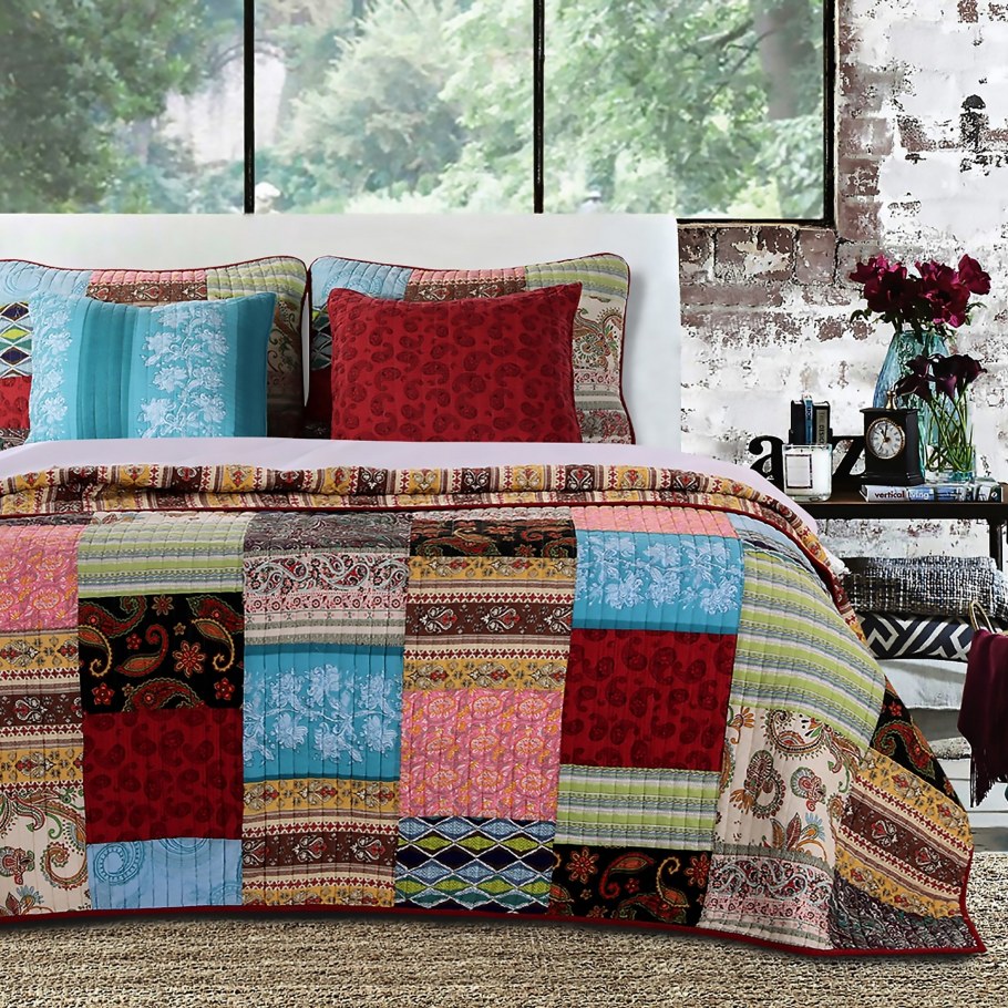 Комната в стиле пэчворк