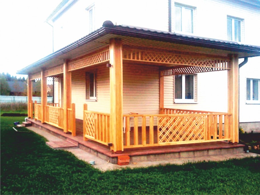 Веранда к деревянному дому