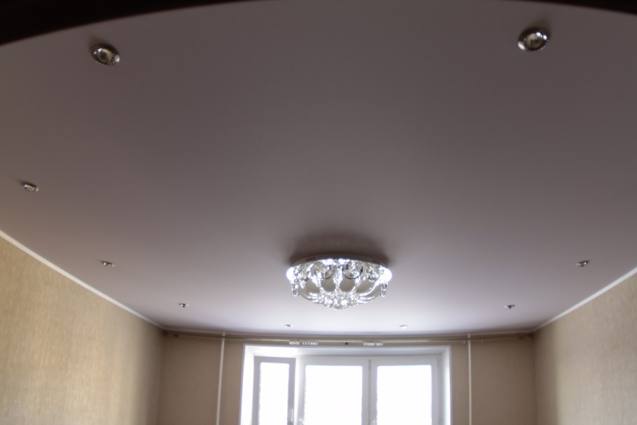 Натяжные потолки
