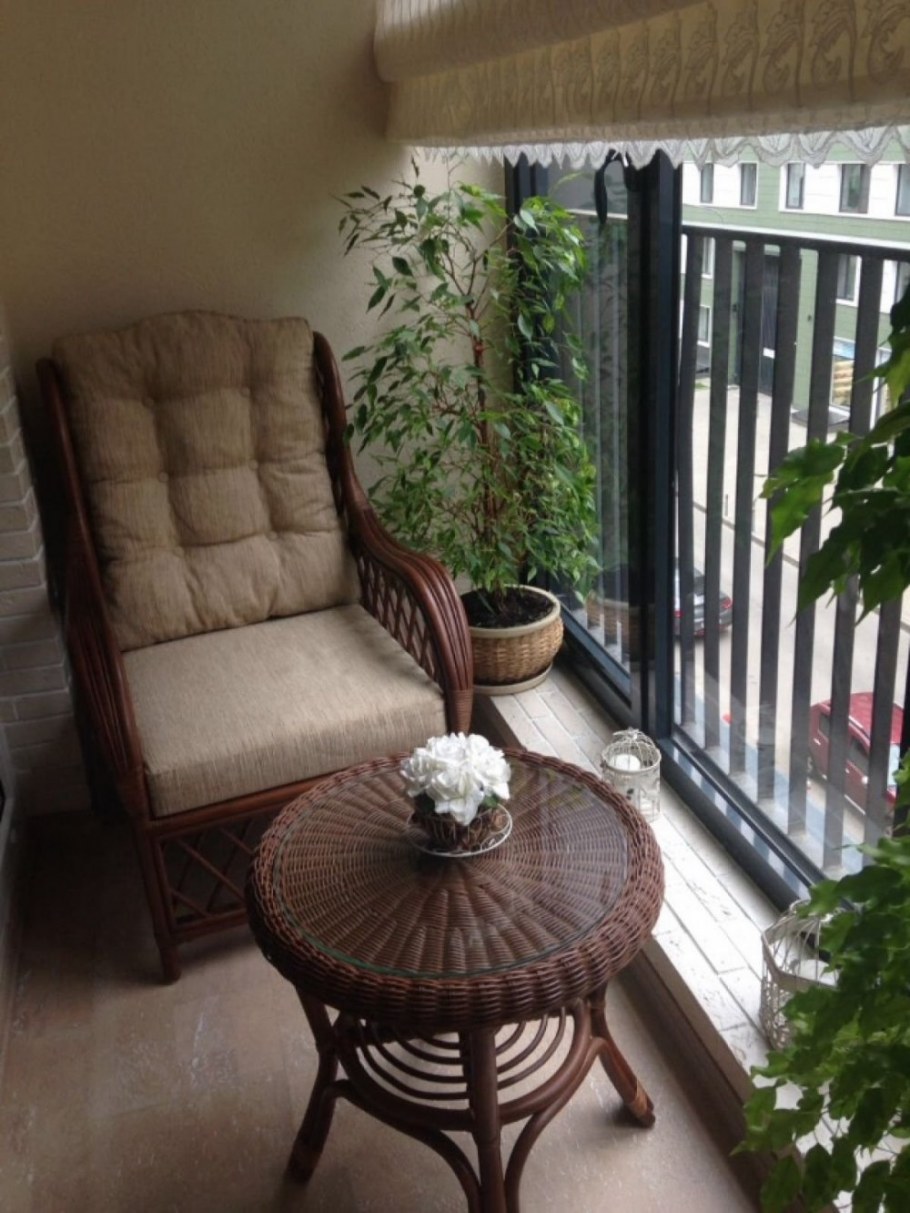 Балкон квадратный