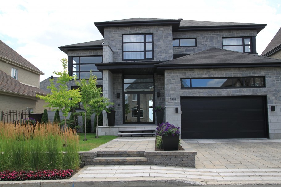 Стильный фасад частного дома