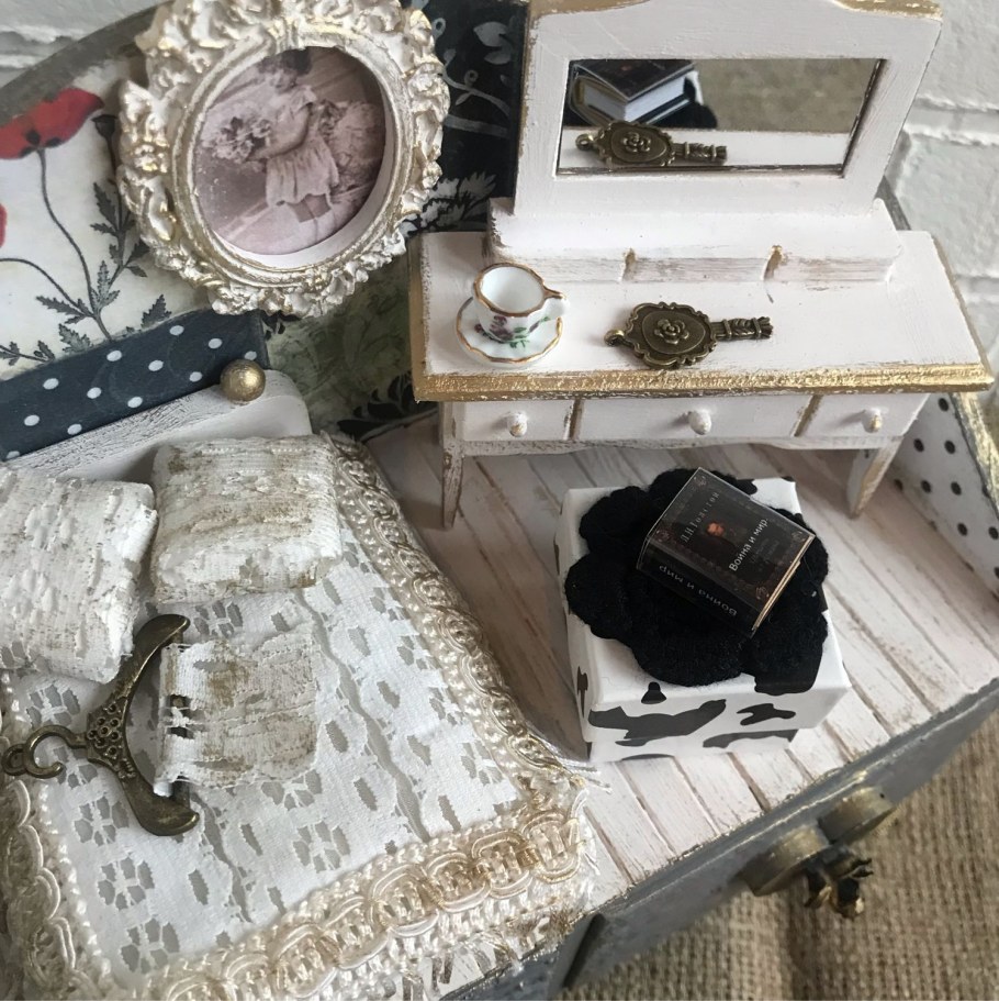 Детская в пудровых тонах