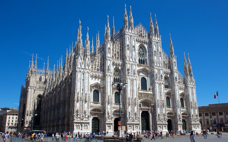 Миланский собор Дуомо Милан Италия